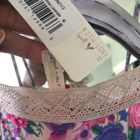 SOLD Babushka midi lavender dress - Picture 6 of 8